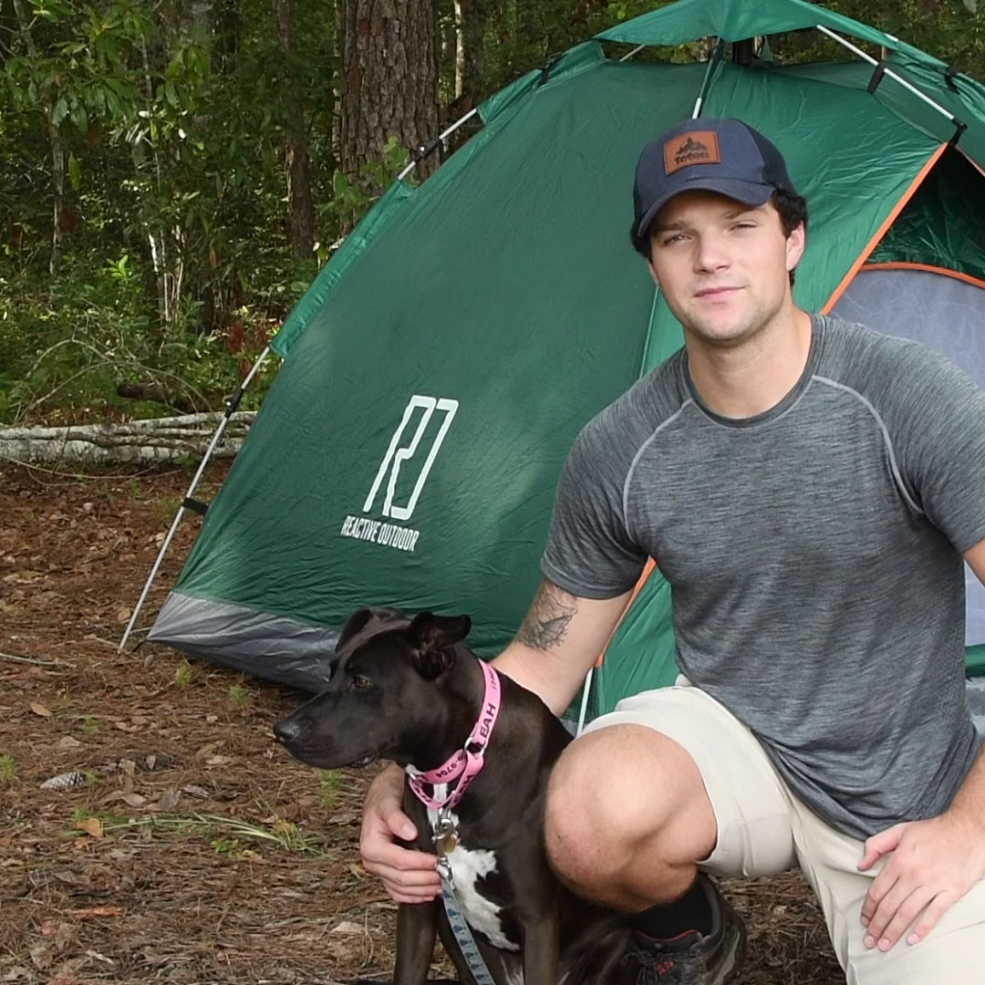 Small-Sized 3 Secs Tent. (Comfortable for 2 Adults)